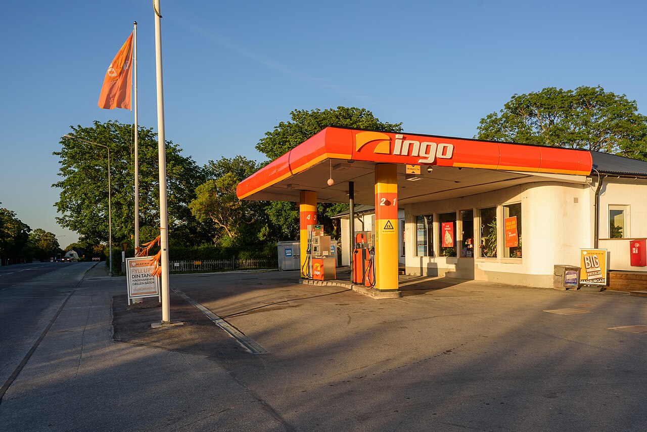 Unstaffed filling station with two pump islands on the Swedish island of Gotland