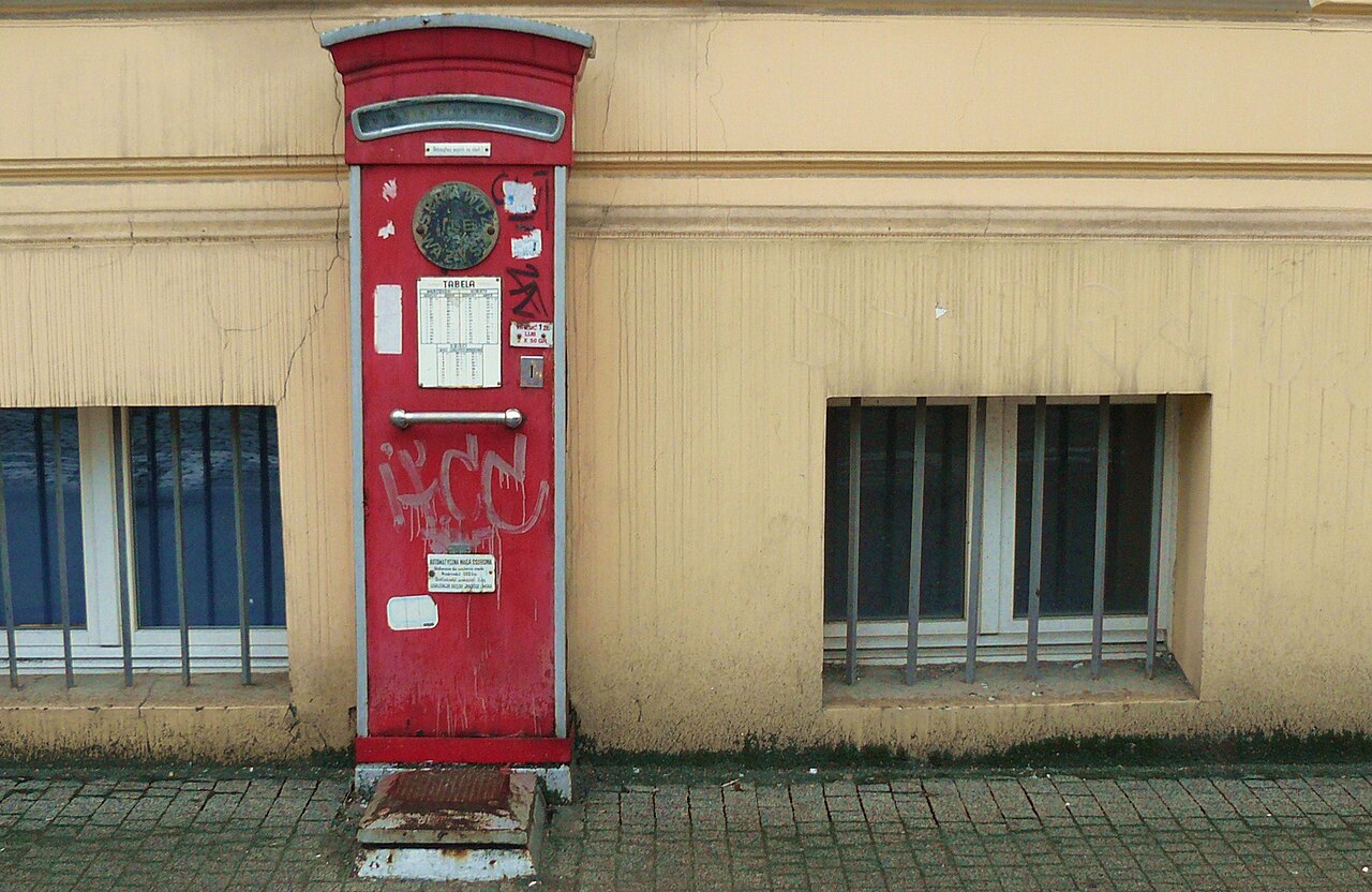 Public weighing scale standing on an avenue in Poznań, Poland